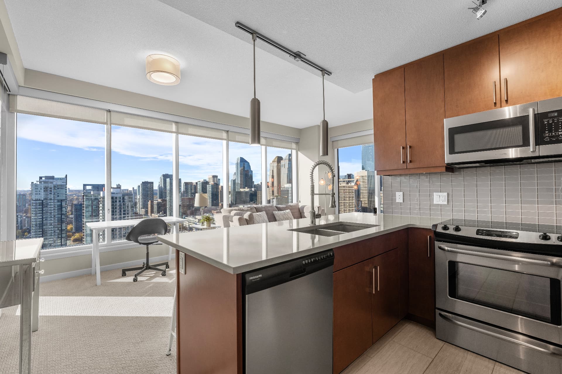 Corner living with skyline views